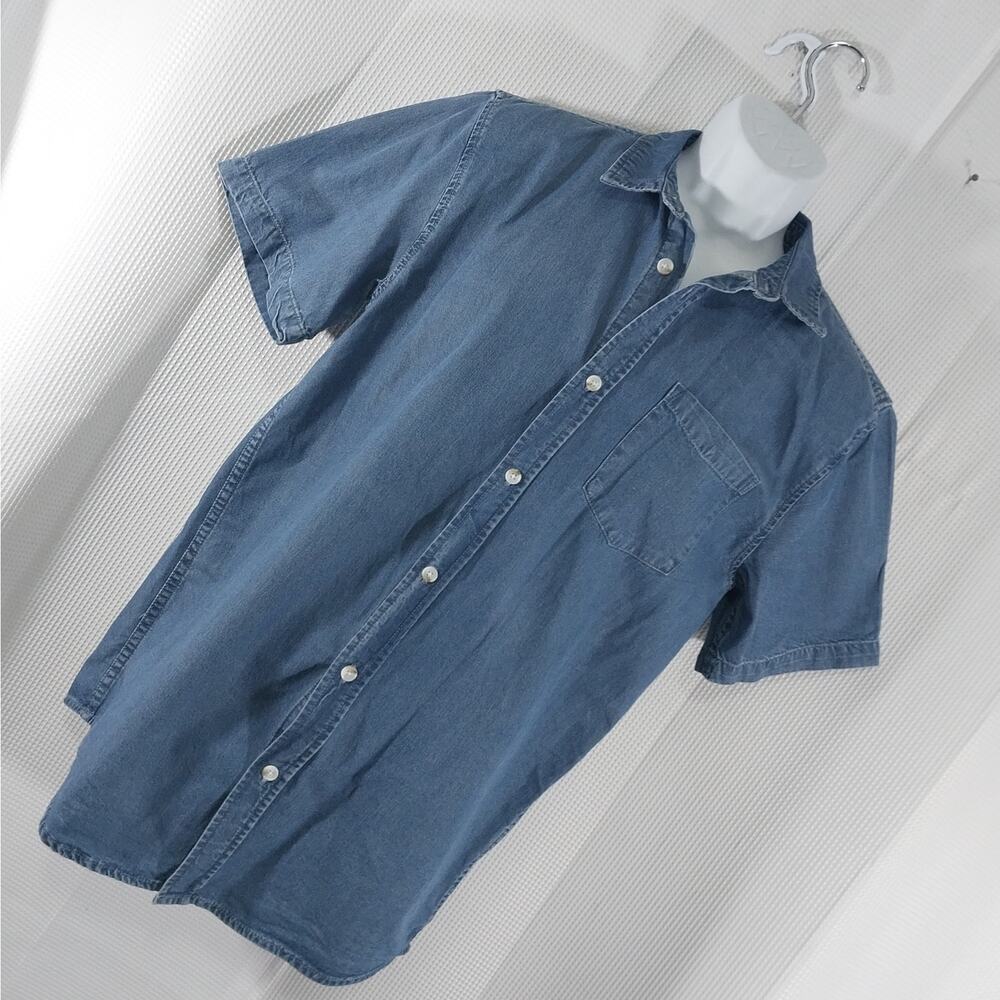 PACSUN, LOS ANGELES! LIGHTWEIGHT BLUE CHAMBRAY/DENIM BUTTON FRONT SHIRT! SZ M